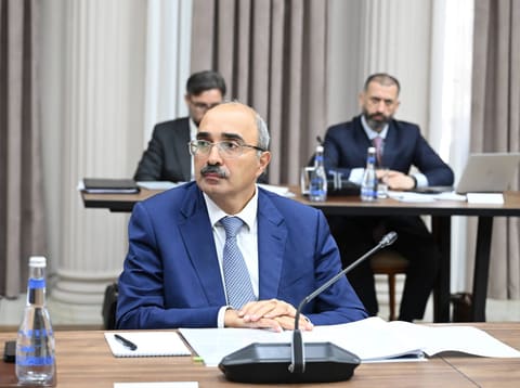 İqtisadi Şuranın növbəti iclası keçirilib