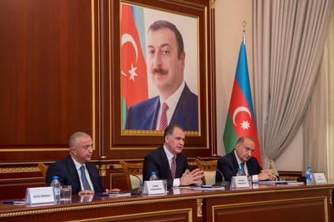 İri Şəhərlərin Su Təchizatının yeni icraçı direktoru kollektivə təqdim edilib