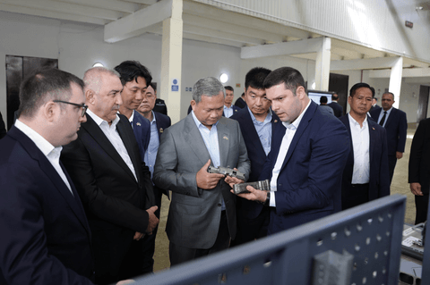 Kambocanın Baş naziri Müdafiə Sənayesi Nazirliyinin müəssisələrini ziyarət edib