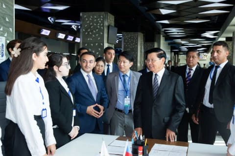 Laos Prezidenti "ASAN xidmət" mərkəzinin fəaliyyəti ilə tanış olub