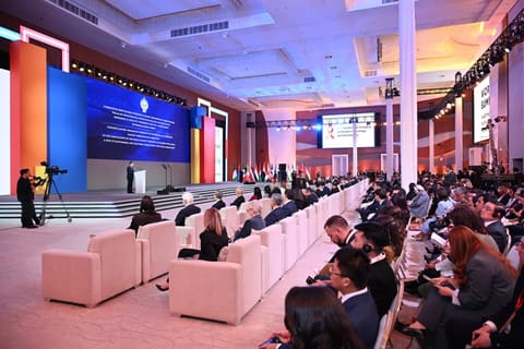 Leyla Əliyeva Səmərqənddə Uşaqların rifahına investisiya mövzusunda Ümumdünya Sammitinin açılış mərasimində iştirak edib
