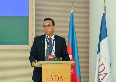 “Mədəniyyətlərarası dialoq, təhsil və rəqəmsal transformasiya” sessiyası keçirilib