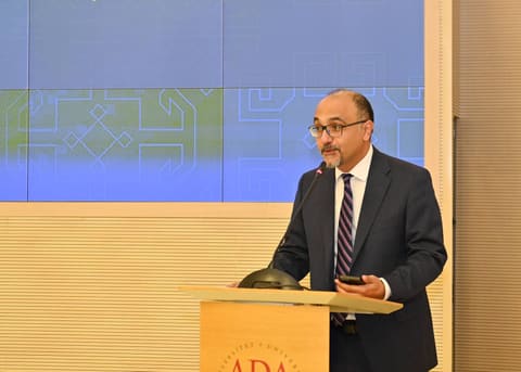 “Mədəniyyətlərarası dialoq, təhsil və rəqəmsal transformasiya” sessiyası keçirilib