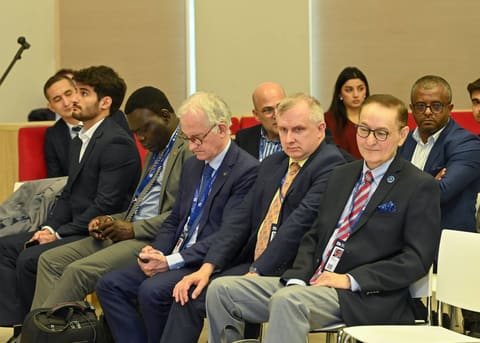 “Mədəniyyətlərarası dialoq, təhsil və rəqəmsal transformasiya” sessiyası keçirilib