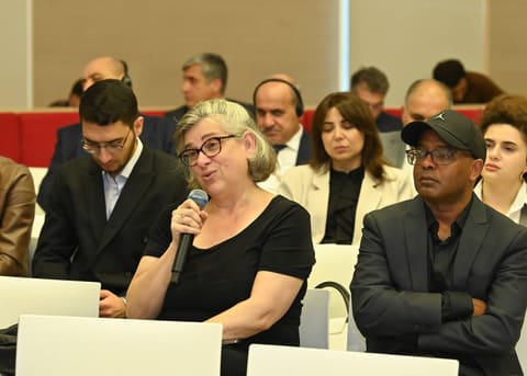 “Mədəniyyətlərarası dialoq, təhsil və rəqəmsal transformasiya” sessiyası keçirilib