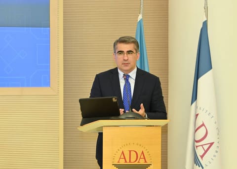 “Mədəniyyətlərarası dialoq, təhsil və rəqəmsal transformasiya” sessiyası keçirilib