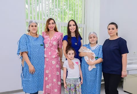 Mehriban Əliyeva Elmi-Tədqiqat Pediatriya İnstitutunu ziyarət edib