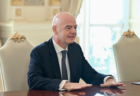 Prezident İlham Əliyev FIFA-nın prezidentini qəbul edib