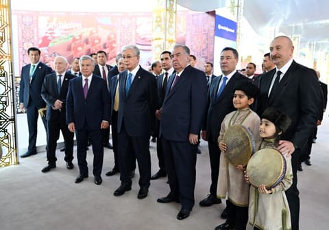 Prezident İlham Əliyev MDB Ölkələrinin Milli Kulinariya Festivalı ilə tanış olub, rəsmi qəbulda iştirak edib