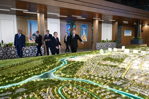 President Ilham Aliyev views Uzbekistan's largest urban development project 'New Tashkent'