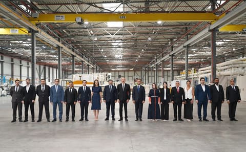 Prezident Qaradağ rayonunda kağız və gigiyenik məhsulların istehsalı müəssisəsinin açılışında iştirak edib