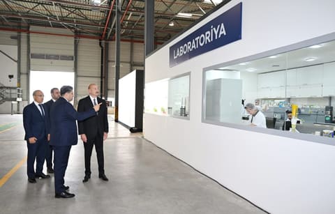Prezident Qaradağ rayonunda kağız və gigiyenik məhsulların istehsalı müəssisəsinin açılışında iştirak edib