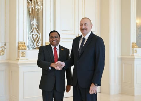 Prezident İlham Əliyev Şri-Lankanın xarici işlər, xarici məşğulluq və turizm nazirini qəbul edib