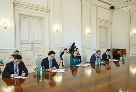 Prezident İlham Əliyev Vyetnamın Vitse-prezidenti ilə görüşüb