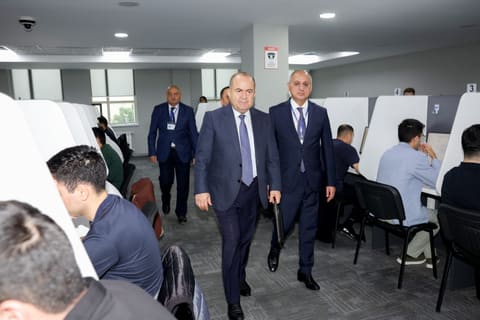 Prokurorluğa işə qəbul üzrə test imtahanı keçirilib