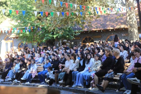 Qax rayonunda “Şən Bazar” festivalı keçirilib