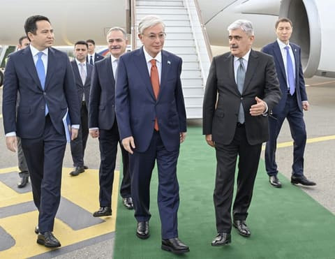 Kazakh President arrives in Azerbaijan on visit