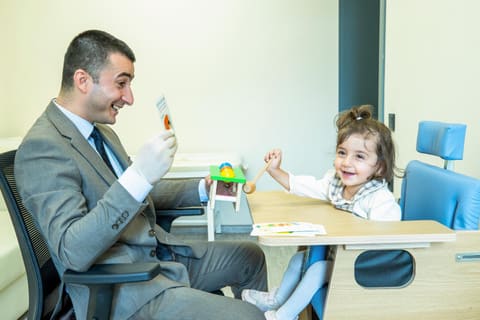 QHT nümayəndələri günərzi mərkəzindəki xidmətlərlə yaxından tanış olublar