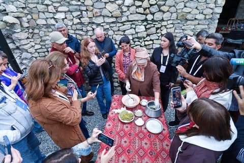 Qoruqların turizm imkanları nümayiş etdirilib