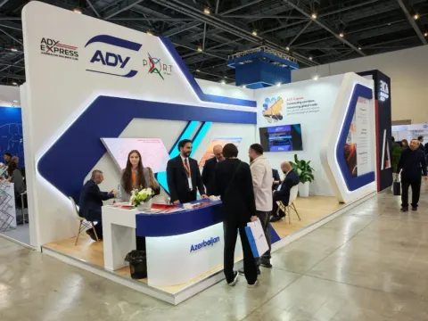 Rövşən Rüstəmov Qazaxıstanda “New Silk Way” biznes-forumunda iştirak edib