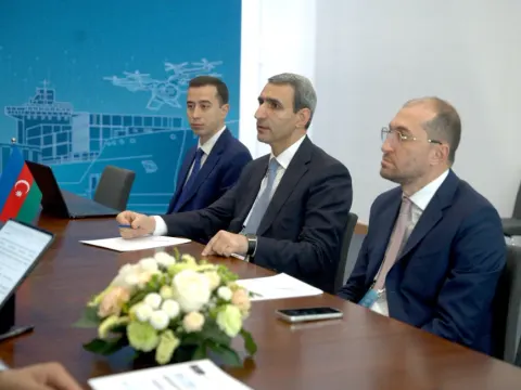 Rövşən Rüstəmov Qazaxıstanda “New Silk Way” biznes-forumunda iştirak edib