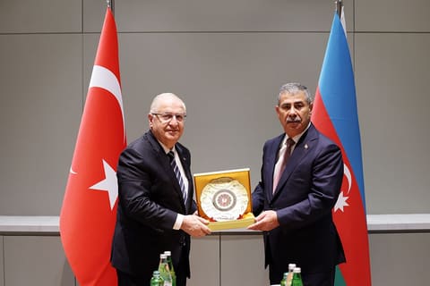 Şuşada Azərbaycan-Türkiyə müdafiə nazirlərinin ikitərəfli görüşü keçirilib - YENİLƏNİB