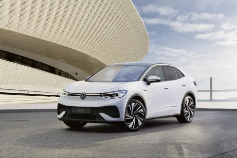 "Volkswagen" bəzi elektrikli avtomobillərini geri çağırıb