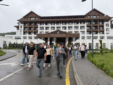 Xızı və Şabranın turizm imkanları yerli sənaye nümayəndələrinə təqdim olunub