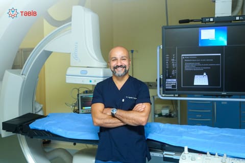 Yeni Klinikada ilk dəfə mexaniki trombektomiya icra edilib