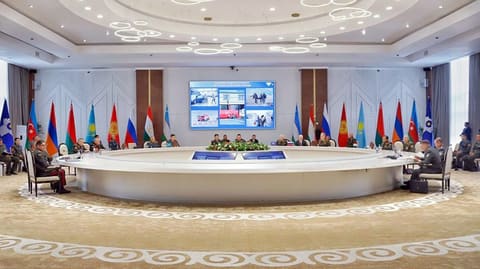 Zakir Həsənov MDB Müdafiə Nazirləri Şurasının iclasında iştirak edib