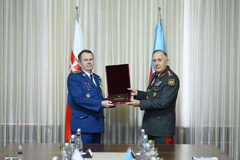 Zakir Hasanov receives Slovak delegation