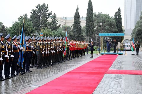 Zakir Hasanov receives Slovak delegation