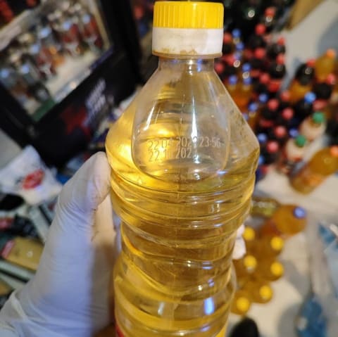 Astarada “Dolu” marketdə istehlaka yararsız məhsullar aşkarlanıb
