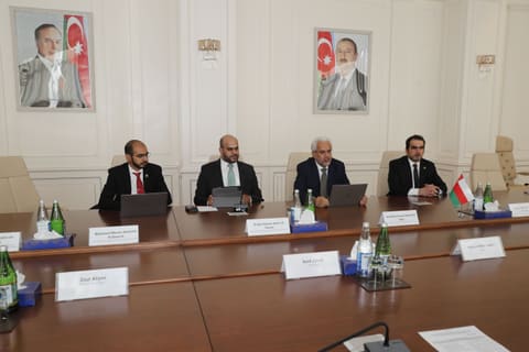 Məcnun Məmmədov Oman Sultanlığının nümayəndə heyəti ilə görüşüb