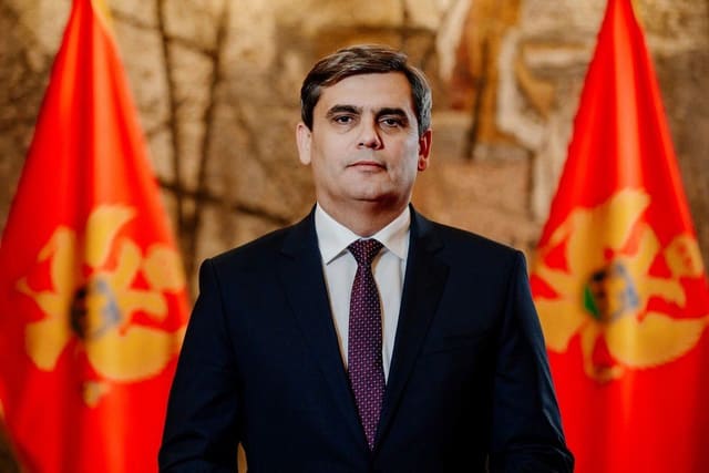 Nazir: Azərbaycan enerji resurslarının nəqli sahəsində lider olmağa çalışır