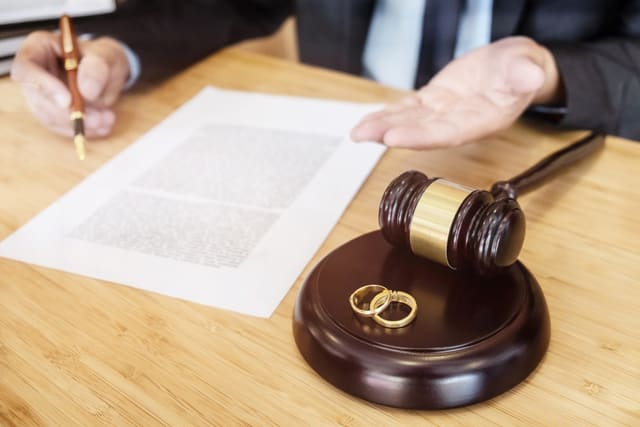 Azərbaycanda nikah və boşanma sayı azalıb