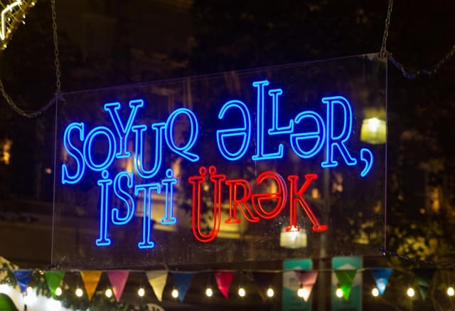 "Soyuq əllər, isti ürək" yarmarkası sabah açılır