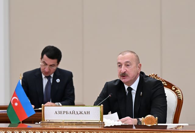 İlham Əliyev Qarabağın bərpasında Mərkəzi Asiya ölkələrinin Azərbaycana göstərdiyi qardaş dəstəyini yüksək qiymətləndirib