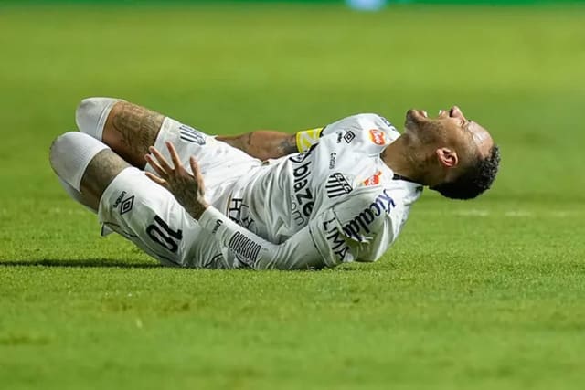Neymar il sonuna kimi futbol oynaya bilməyəcək 