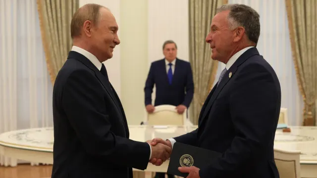 Putinin Uitkoff və Kuşnerlə görüşü başlayıb