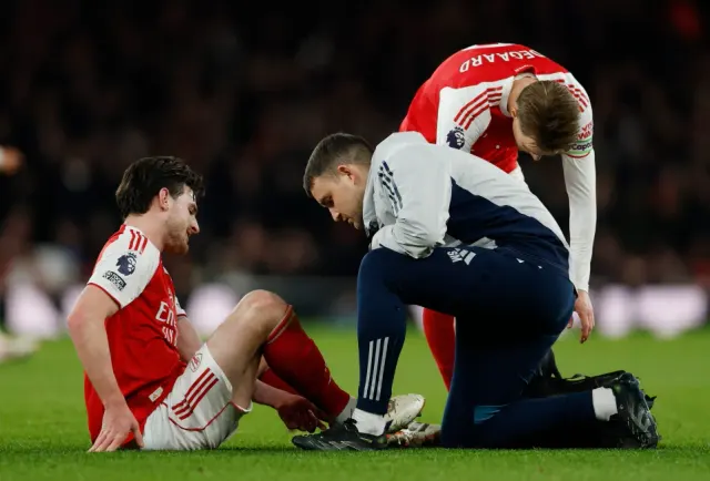 "Arsenal"ın iki futbolçusu "Brentford"la oyunda zədələndi