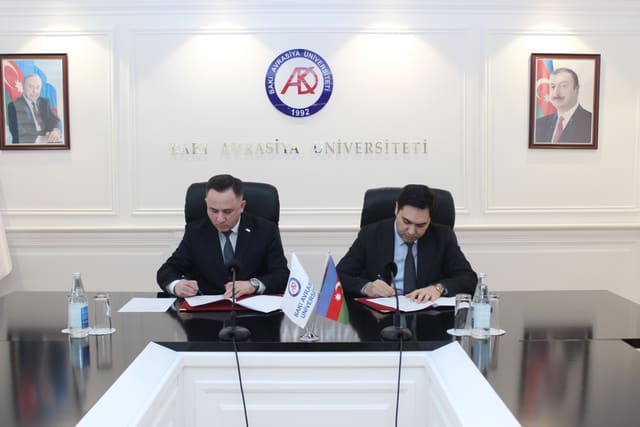 Azərbaycan Qiymətləndiricilər Cəmiyyəti ilə Bakı Avrasiya Universiteti arasında memorandum imzalanıb