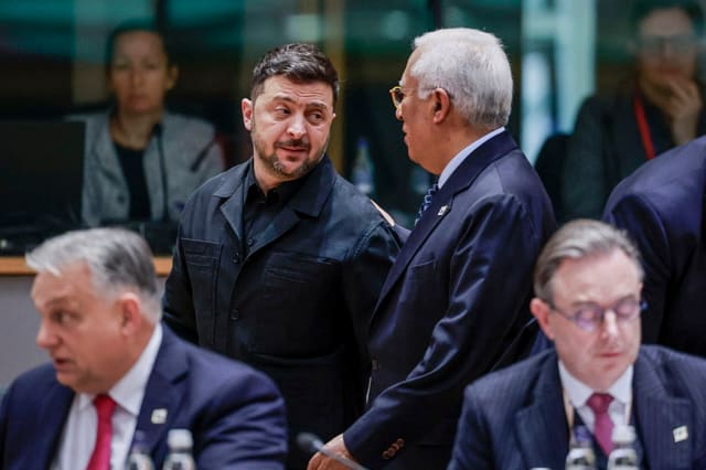 Macarıstan, Çexiya və Slovakiya qanuni olaraq Kiyevi maliyyələşdirməkdən imtina ediblər