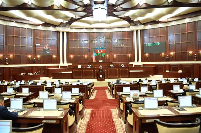 Milli Məclisin növbəti iclasının gündəliyi açıqlanıb