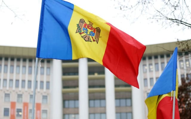 Moldova “Rus Evi”nin bağlanması qərarını təsdiq edib
