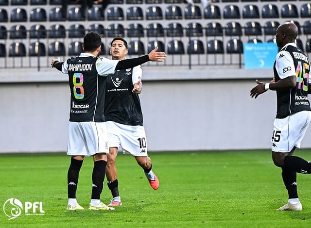 Emin Mahmudov Azərbaycan çempionatında yubiley qoluna imza atdı