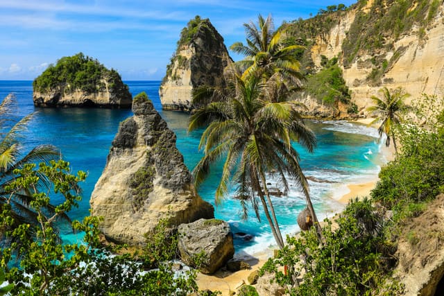 Bali adasında özəl çimərliklərə qadağa qoyulub