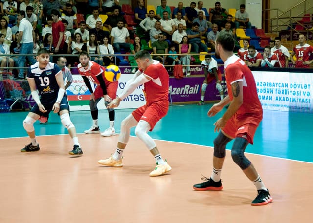 Voleybol üzrə Yüksək Liqada III turdan təxirə salınmış oyunların vaxtı bəlli olub