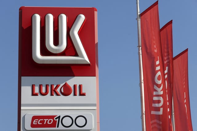 "Lukoyl"un beynəlxalq aktivləri üçün ABŞ və Səudiyyə şirkətləri rəqabət aparır