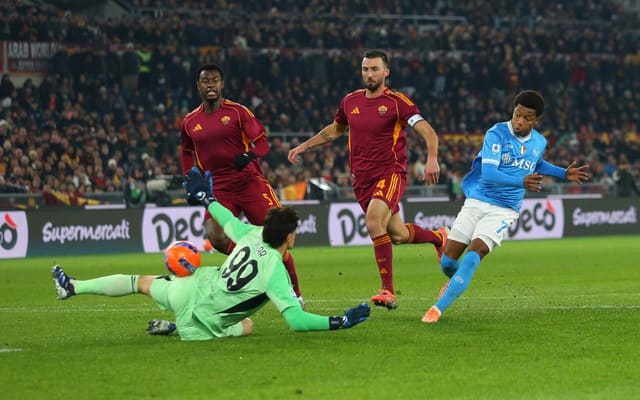 Seria A: "Napoli" "Roma"nı məğlub etdi 